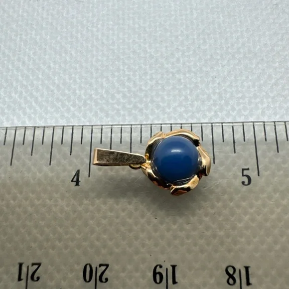Vintage 14K Yellow Gold Blue Gemstone Accent Charm Pendant, Europe, Finland, 585 - Picture 10 of 11